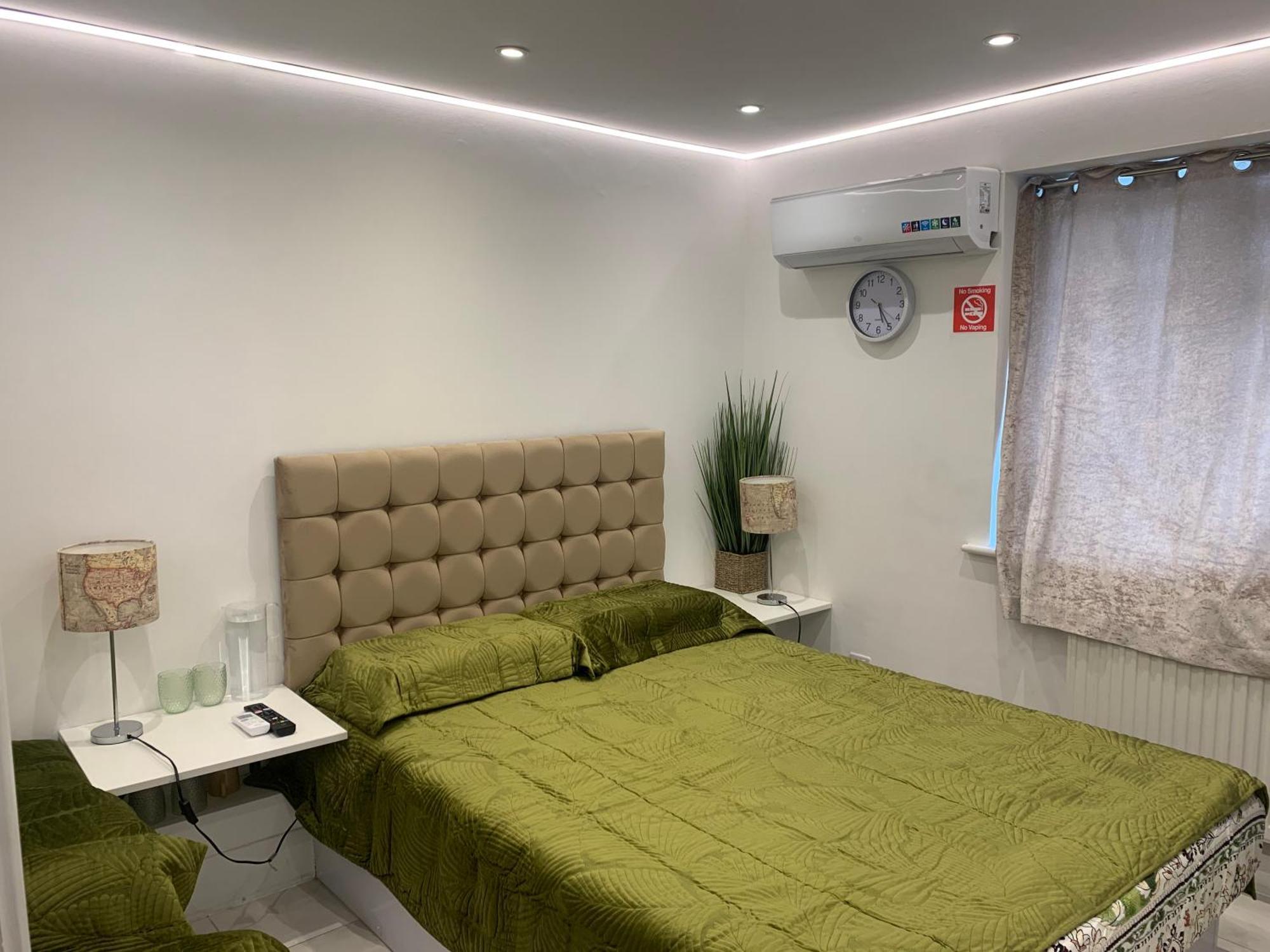 Canal View Suites: Spacious Comfort with Free Parking Southall Exterior photo